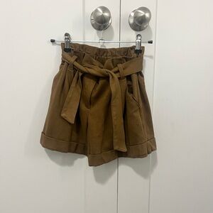 Zara flowy shorts size 10